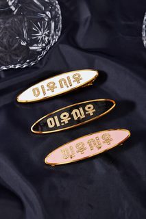 신상 miu 알파벳 머리핀 경사 큐빅 뒤통수 머리핀 고급감 옆면 앞머리핀 머