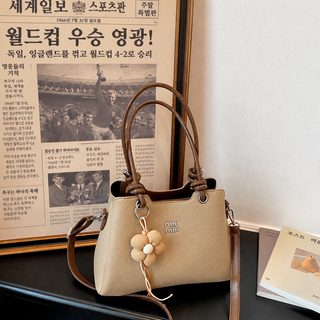 정교한 여성 핸드백 심플한 대기 2026 신형 대용량 백합 통근 숄더백 크로스