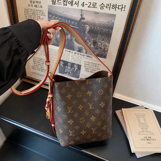 2026 신상 여성 PU 버킷백 클래식 패턴 숄더백 토트백 크로스백 22×13×24