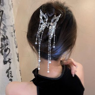신중식 펀칭 나비 진주 수술 클립 여자 신상 고급감 상어 클립 민족풍 뒤통
