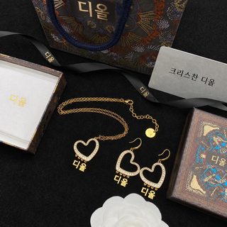 D집 다이아몬드 하트 수술 세트 디가 빈티지 백합 황동 귀걸이 구미 패션 목