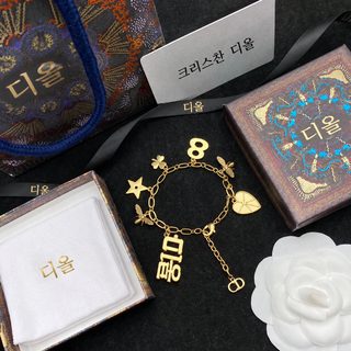 D집 팔찌/디집 신형 알파벳 숫자 삼엽초 꿀벌 수술 팔찌 패션 백합 황동 재
