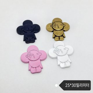 당나귀집 캐릭터 곰돌이 백합 트렌드 룩 양말 핸드폰 케이스 머리장식 패치