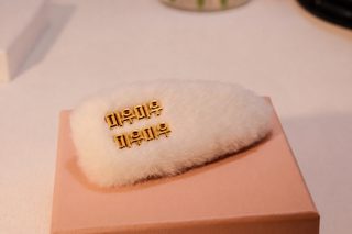 새로운 가을 겨울 탄창 토끼털 털털 머리핀 옆집게 앞머리 집게 귀여운 머