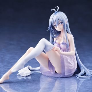 动漫不存在的战区弗拉迪睡衣蕾娜坐姿美少女手办模型车载桌面摆件