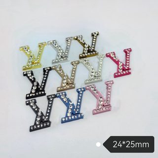 당나귀 집 간단한 상감 다이아몬드 백합 알파벳 패치 머리장식 머리핀 머리띠 머리띠 머리띠 핸드폰 케이스 부품 24 * 25MM