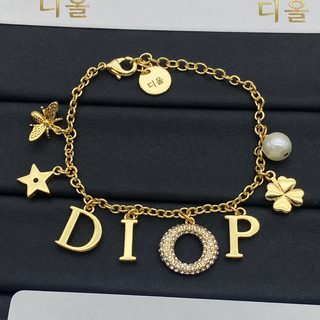 D CD 레터링 벌 장식 태슬 펜던트 진주 큐빅 팔찌 남녀공용 레트로 패션 액세
