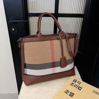 여성 대용량 토트백 PU 세로 스트라이프 숄더 크로스백 데일리 지퍼 핸드백