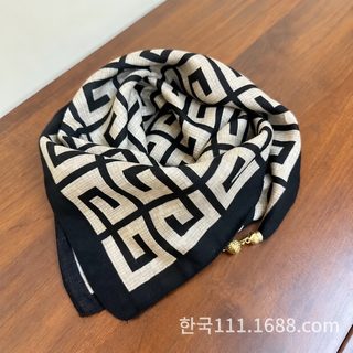 여성 쁘띠 스카프 70x70cm 골드볼 자석 버클 사계절 보온 폴리에스터 목도리